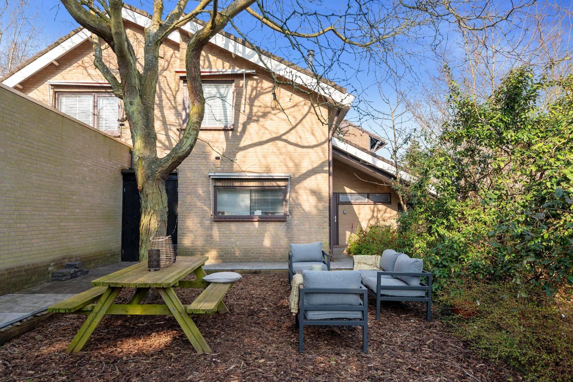 Vakantiehuis Casa With Free Parking And Garden